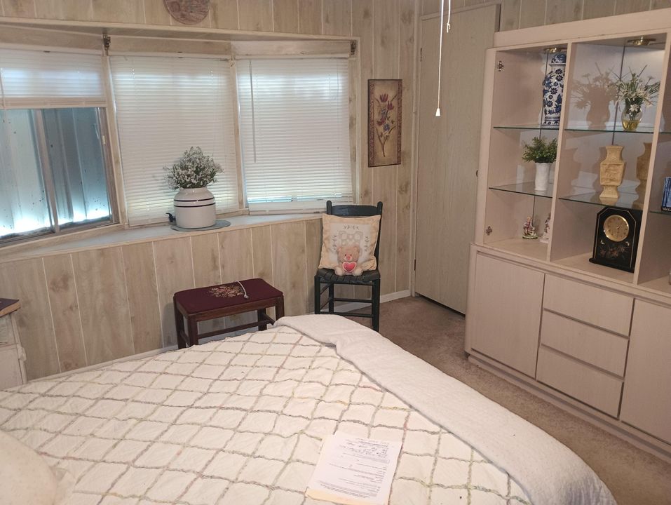 For Sale: $45,000 (2 beds, 2 baths, 1170 Square Feet)