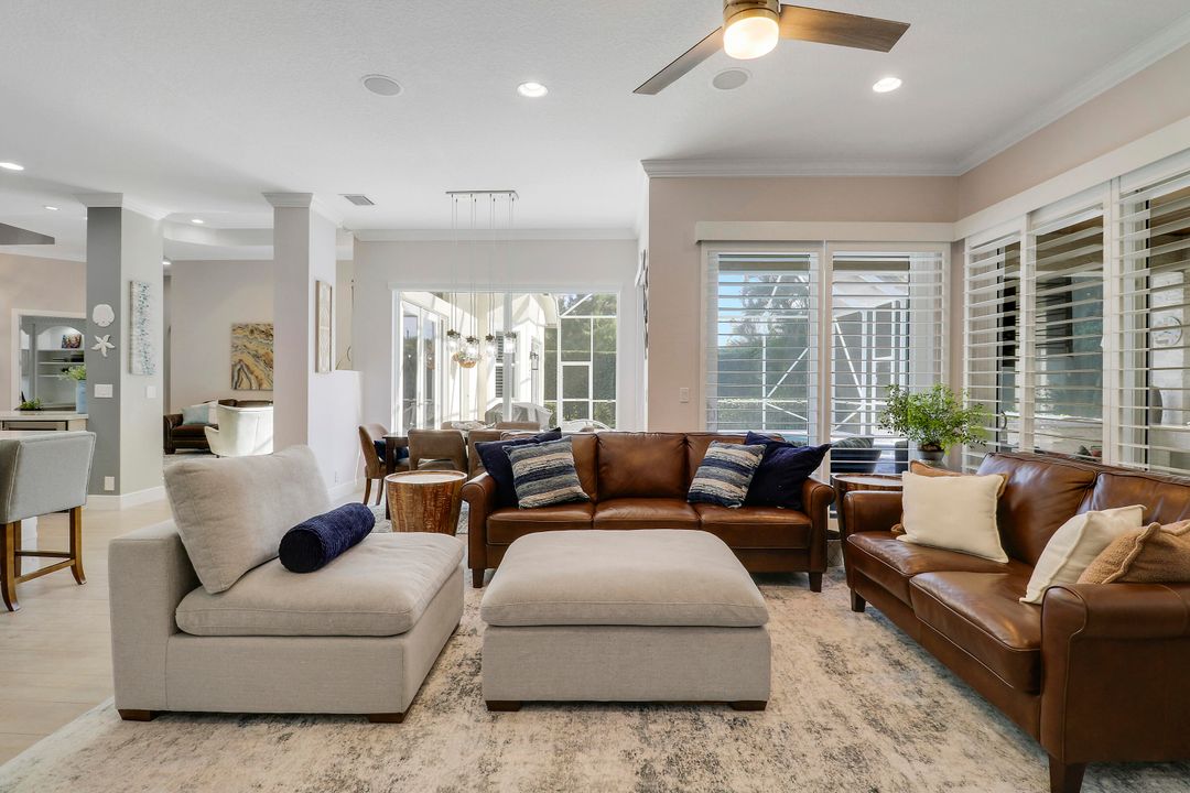 Под контрактом: $2,199,000 (6 спален, 6 ванн, 4326 Квадратных фут)