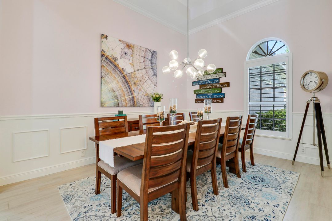 Под контрактом: $2,199,000 (6 спален, 6 ванн, 4326 Квадратных фут)