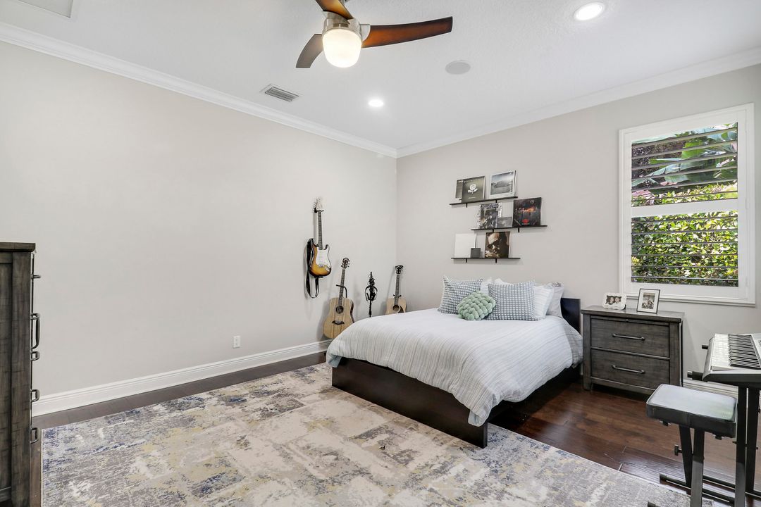 Под контрактом: $2,199,000 (6 спален, 6 ванн, 4326 Квадратных фут)