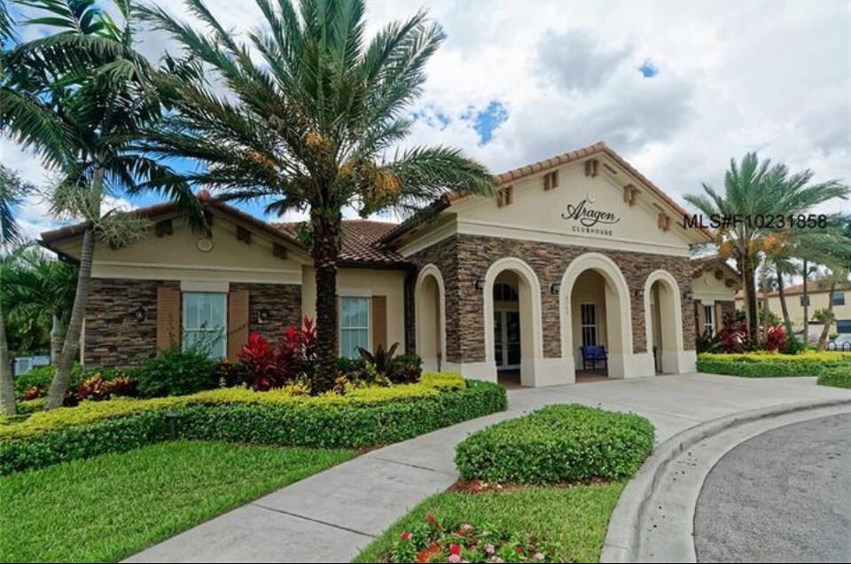 For Rent: $3,500 (3 beds, 2 baths, 1650 Square Feet)