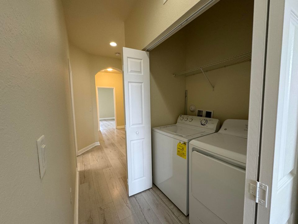 For Rent: $3,500 (3 beds, 2 baths, 1650 Square Feet)