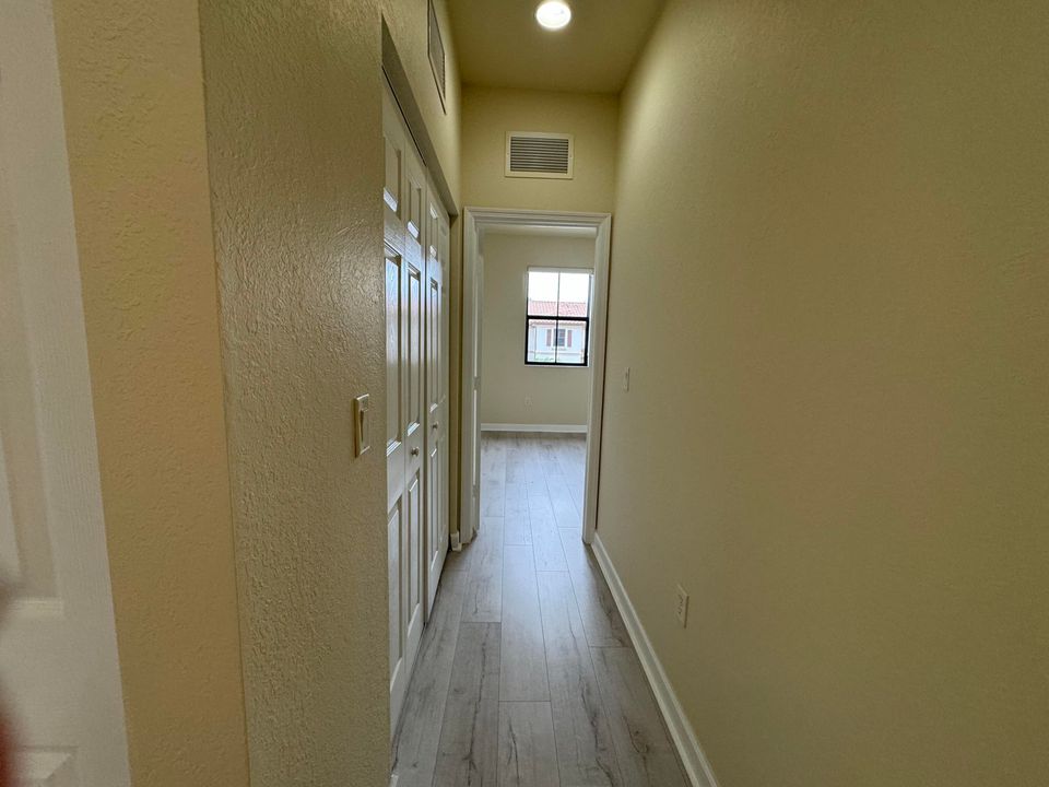 For Rent: $3,500 (3 beds, 2 baths, 1650 Square Feet)