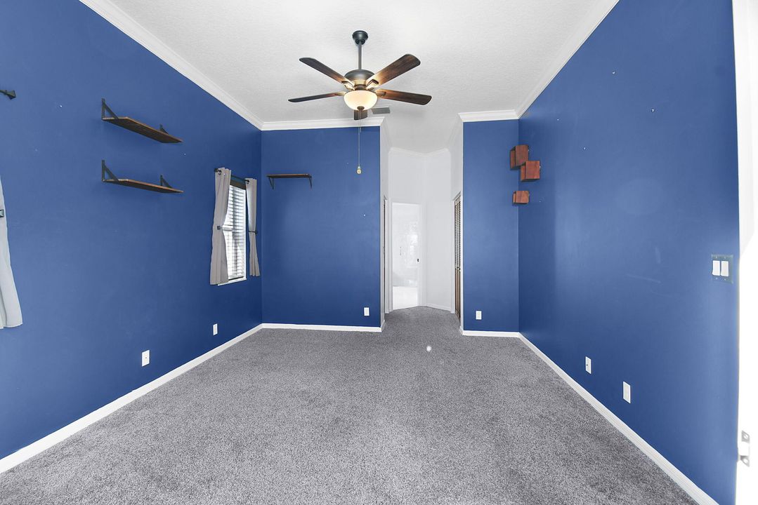 Под контрактом: $435,000 (3 спален, 2 ванн, 1617 Квадратных фут)