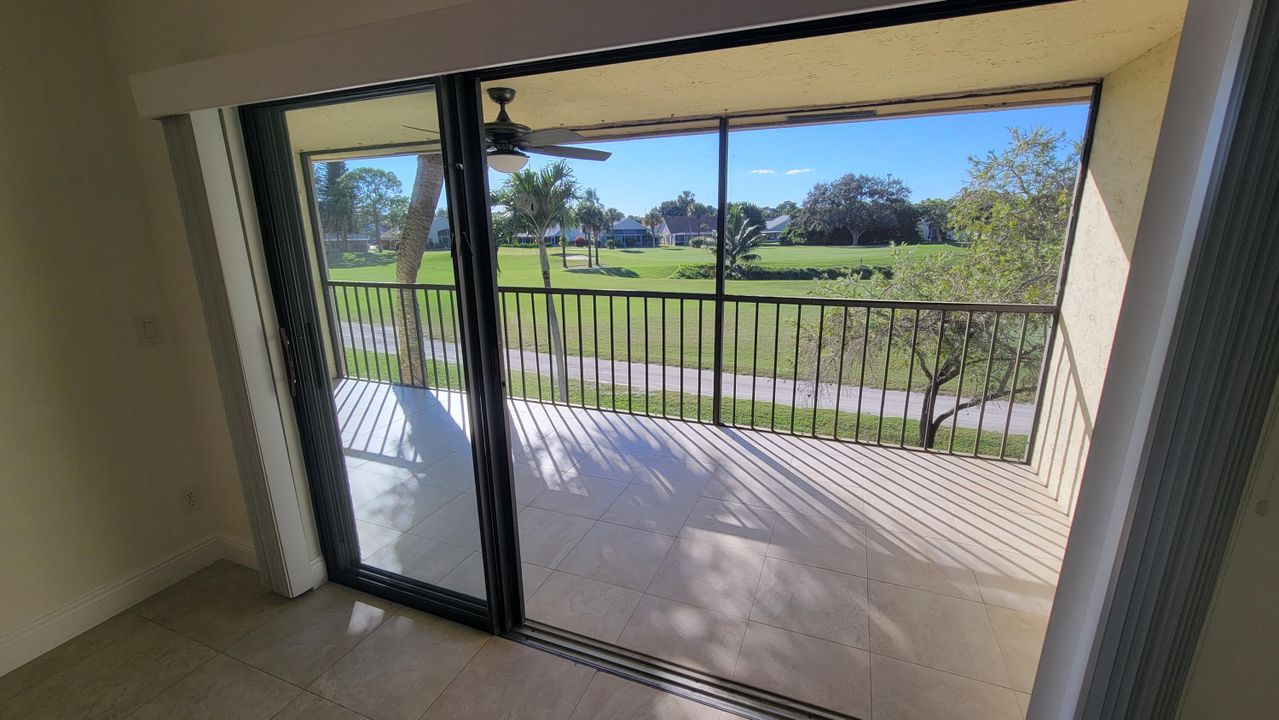 For Rent: $2,800 (2 beds, 2 baths, 1178 Square Feet)