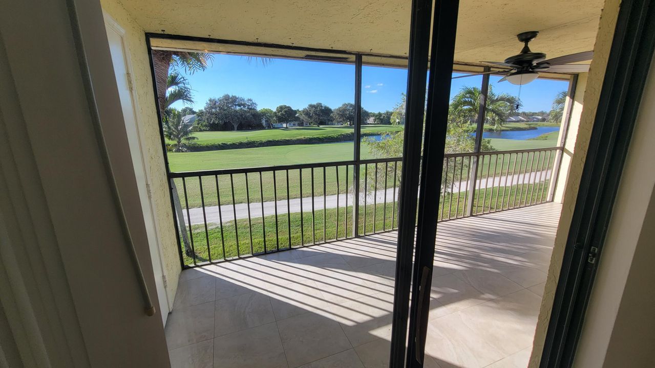 For Rent: $2,800 (2 beds, 2 baths, 1178 Square Feet)