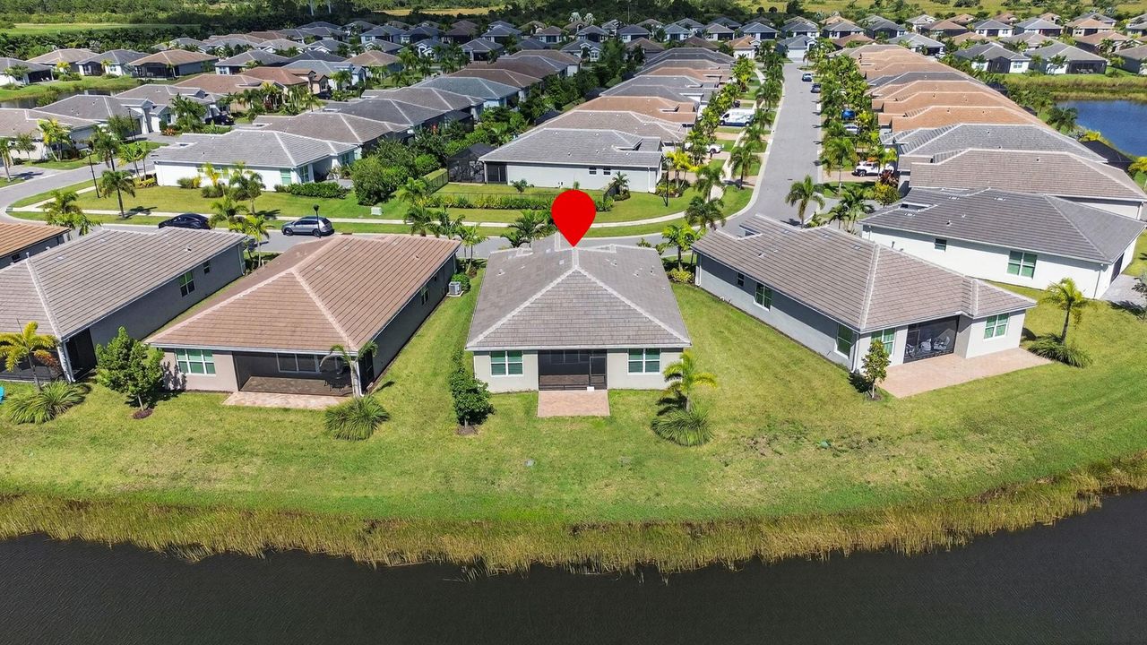 For Sale: $415,000 (2 beds, 2 baths, 1508 Square Feet)