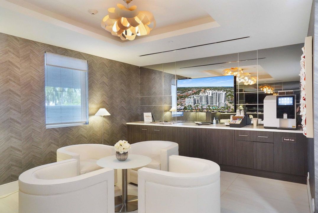 For Rent: $7,500 (1 beds, 1 baths, 941 Square Feet)