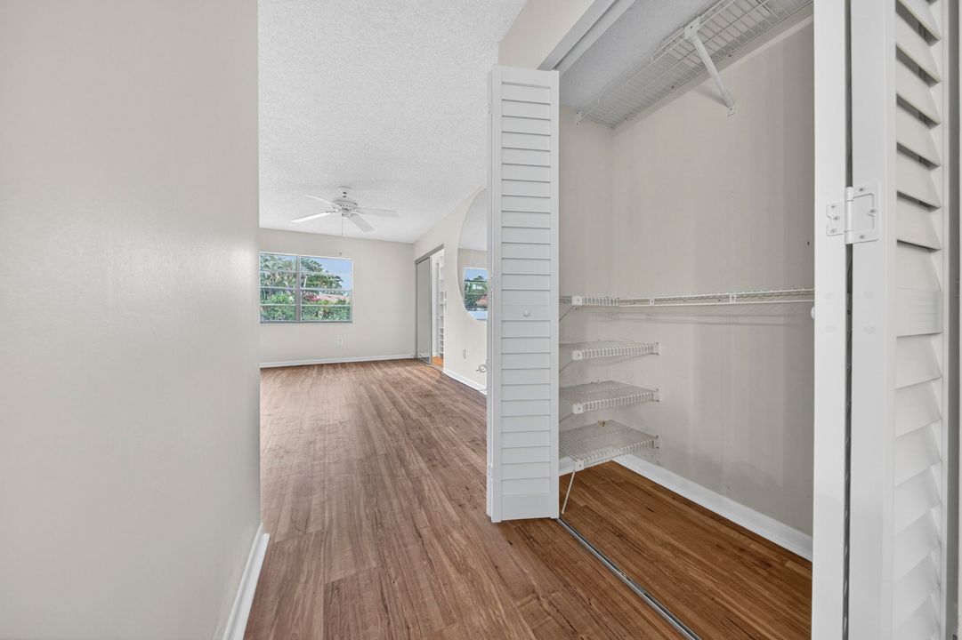 For Sale: $238,788 (2 beds, 2 baths, 1266 Square Feet)