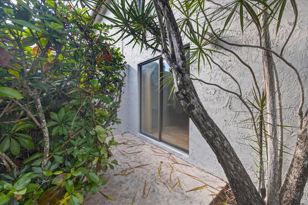 For Sale: $238,788 (2 beds, 2 baths, 1266 Square Feet)