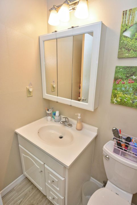 出租: $1,400 (1 贝兹, 1 浴室, 747 平方英尺)