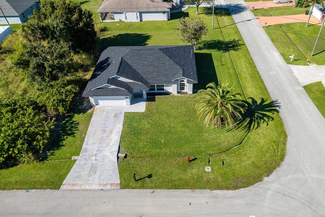 合同活跃: $385,000 (3 贝兹, 2 浴室, 1548 平方英尺)