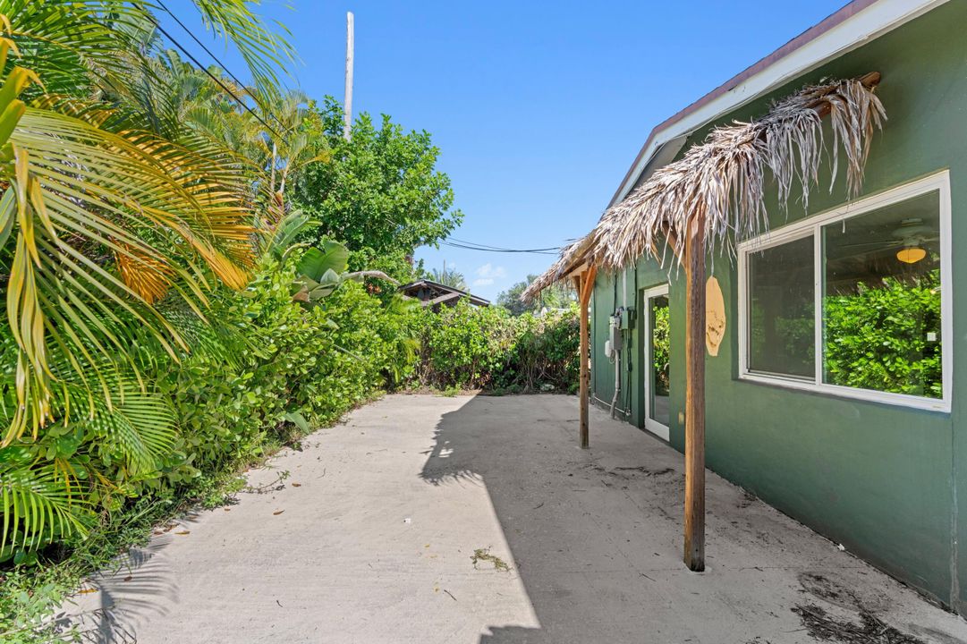 Active With Contract: $499,000 (3 beds, 2 baths, 1450 Square Feet)