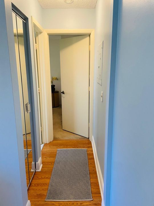 For Sale: $250,000 (3 beds, 2 baths, 1275 Square Feet)