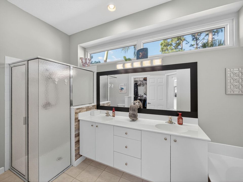 For Sale: $449,900 (3 beds, 3 baths, 1863 Square Feet)