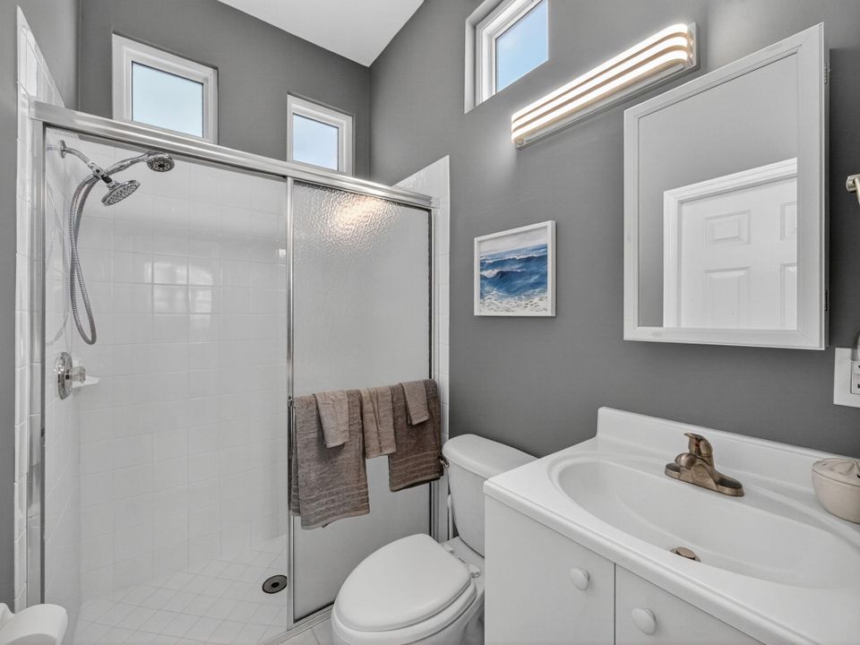 For Sale: $449,900 (3 beds, 3 baths, 1863 Square Feet)