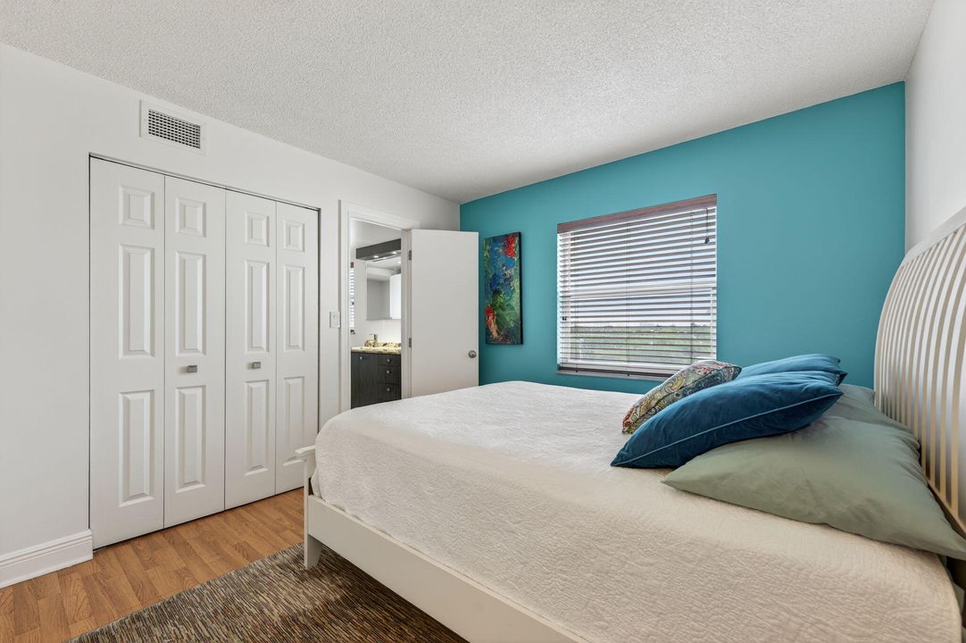 For Sale: $225,000 (2 beds, 1 baths, 850 Square Feet)