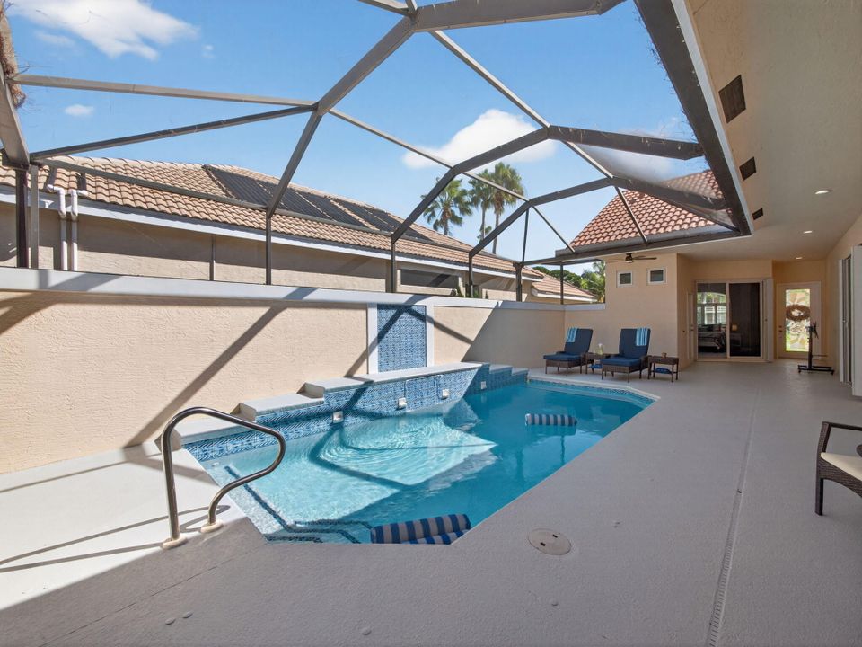 For Sale: $449,900 (3 beds, 3 baths, 1863 Square Feet)