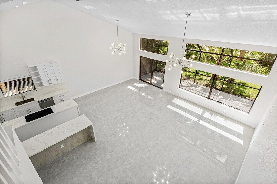 Active With Contract: $699,999 (3 beds, 3 baths, 1911 Square Feet)