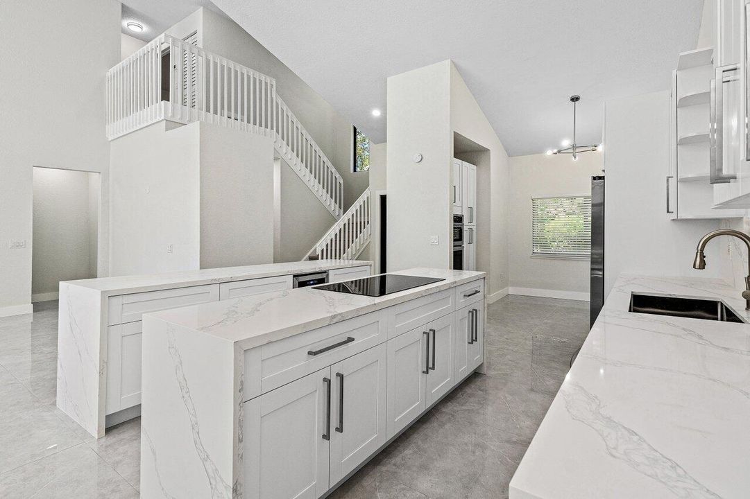 Active With Contract: $699,999 (3 beds, 3 baths, 1911 Square Feet)