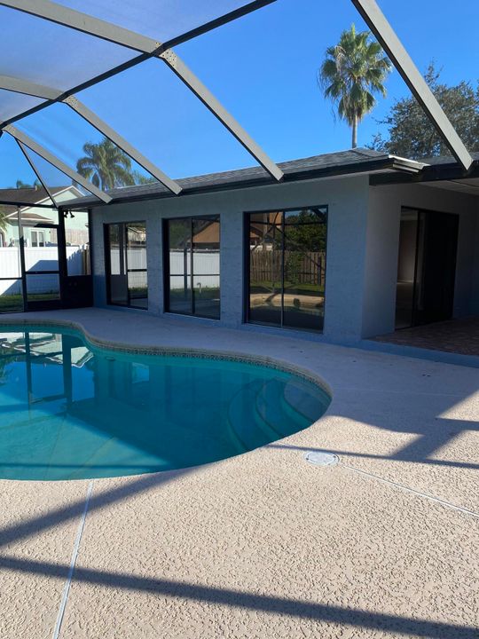 For Sale: $389,000 (3 beds, 2 baths, 1787 Square Feet)