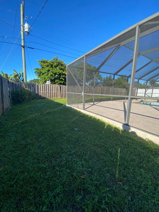 For Sale: $389,000 (3 beds, 2 baths, 1787 Square Feet)