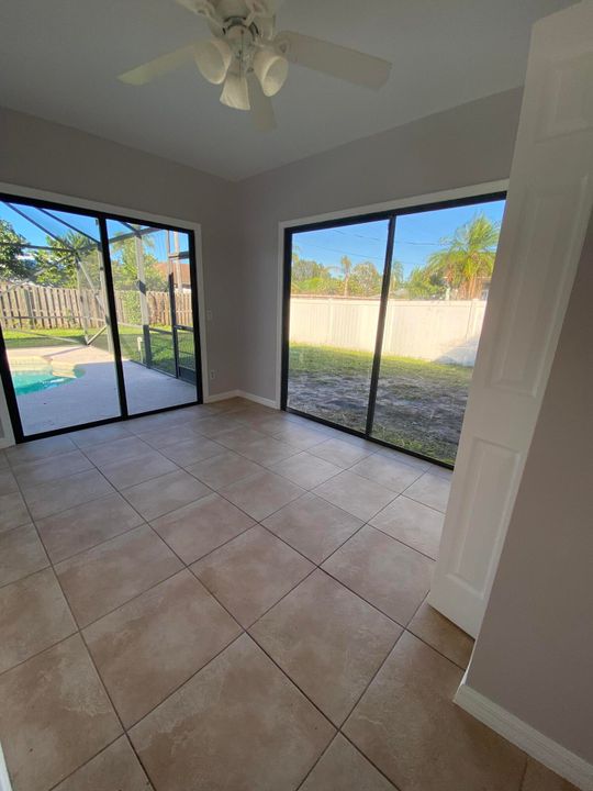 For Sale: $389,000 (3 beds, 2 baths, 1787 Square Feet)