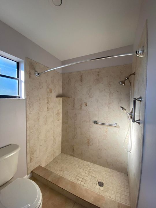 For Sale: $389,000 (3 beds, 2 baths, 1787 Square Feet)