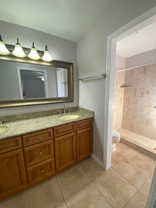 For Sale: $389,000 (3 beds, 2 baths, 1787 Square Feet)