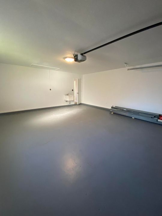 For Sale: $389,000 (3 beds, 2 baths, 1787 Square Feet)