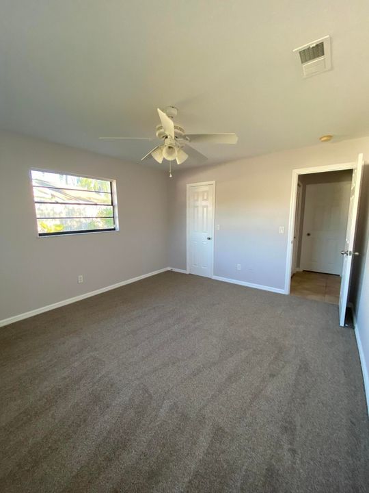 For Sale: $389,000 (3 beds, 2 baths, 1787 Square Feet)