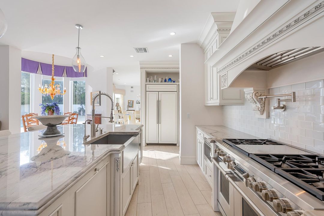 For Sale: $4,700,000 (4 beds, 5 baths, 4302 Square Feet)