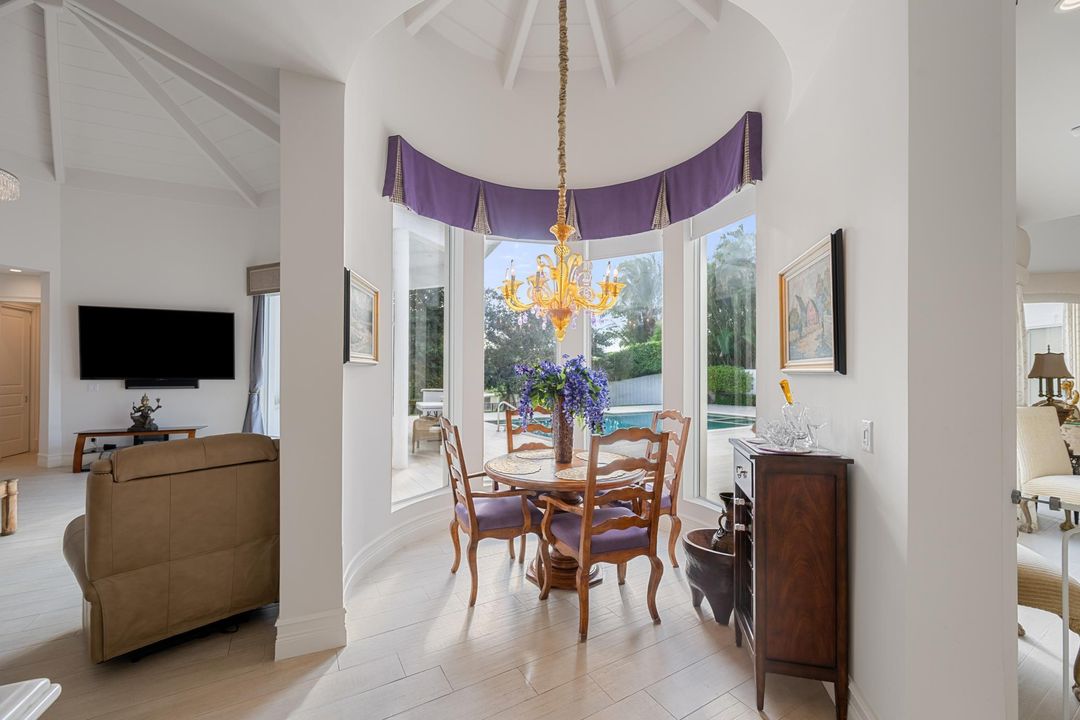 For Sale: $4,700,000 (4 beds, 5 baths, 4302 Square Feet)