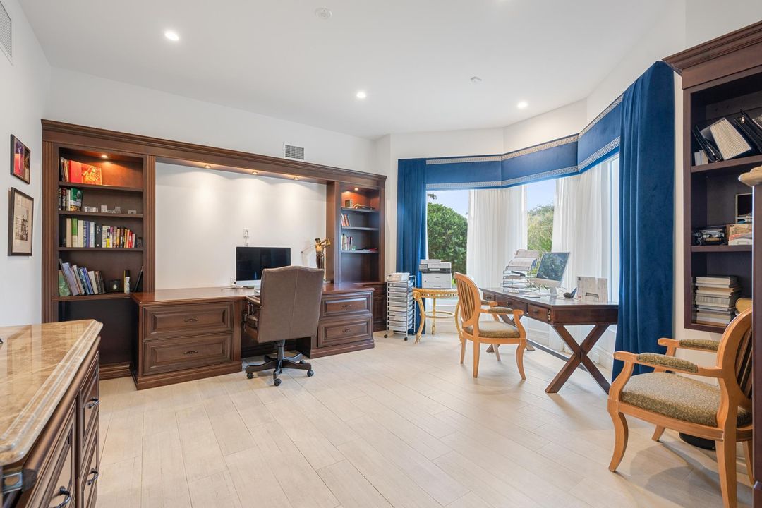 For Sale: $4,700,000 (4 beds, 5 baths, 4302 Square Feet)