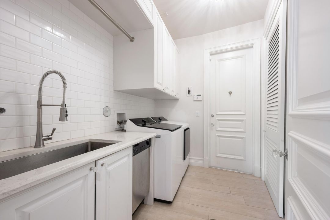 For Sale: $4,700,000 (4 beds, 5 baths, 4302 Square Feet)