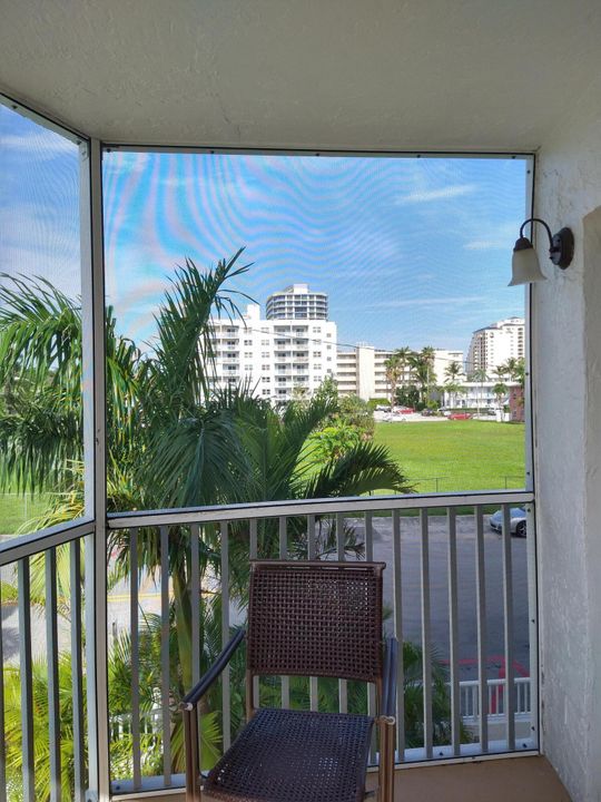 For Rent: $2,900 (2 beds, 2 baths, 1473 Square Feet)