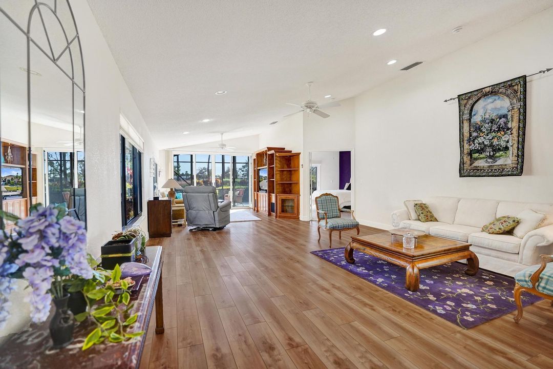 Active With Contract: $995,000 (3 beds, 3 baths, 2042 Square Feet)