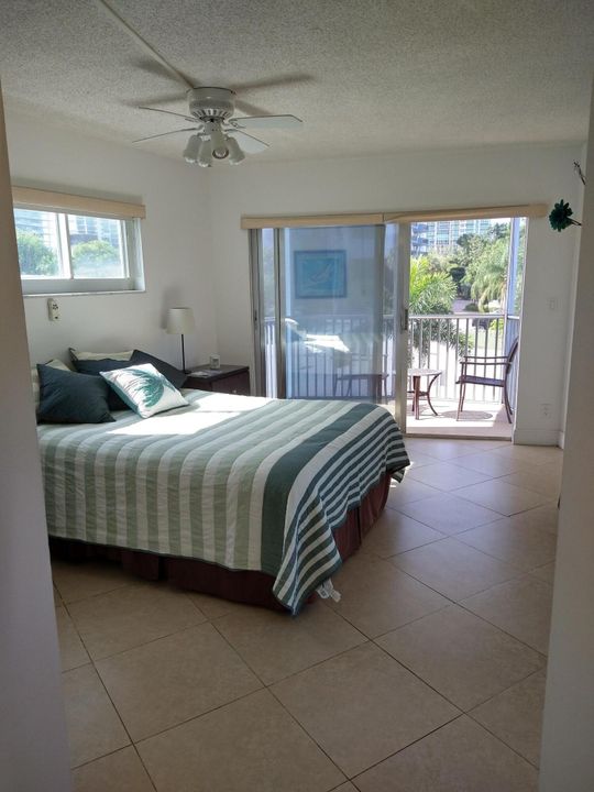 For Rent: $2,900 (2 beds, 2 baths, 1473 Square Feet)