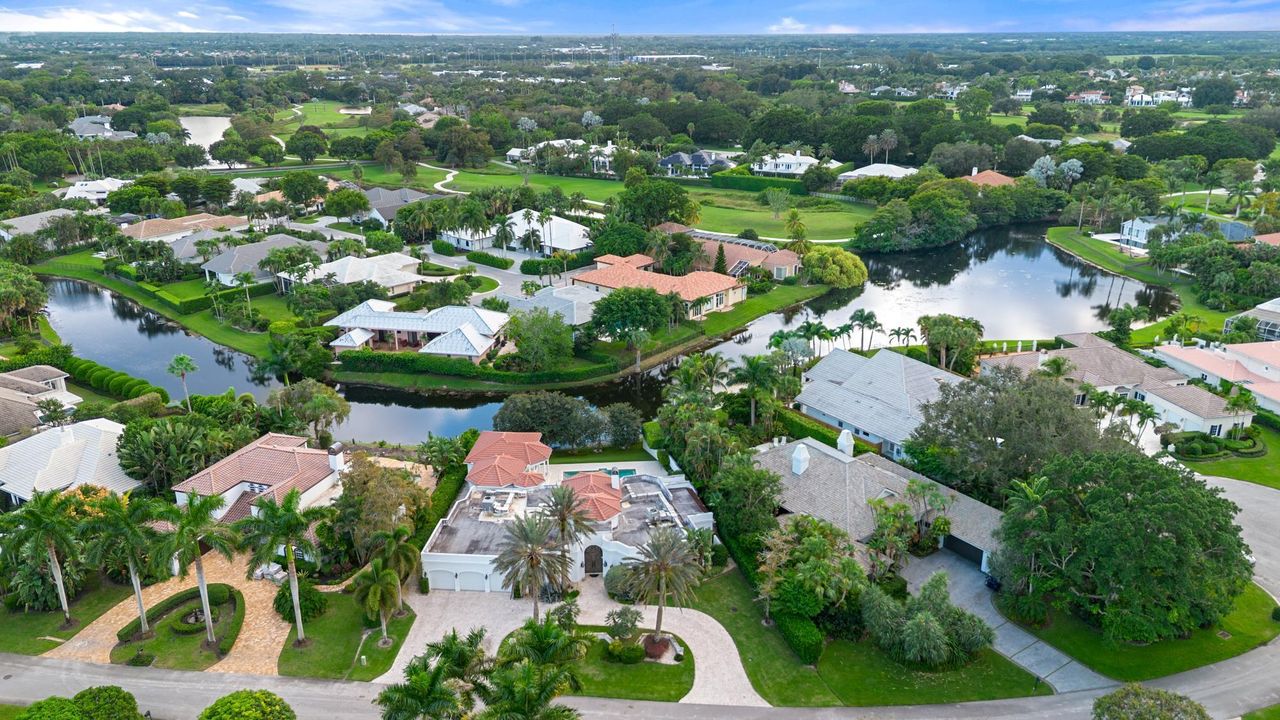 For Sale: $4,700,000 (4 beds, 5 baths, 4302 Square Feet)