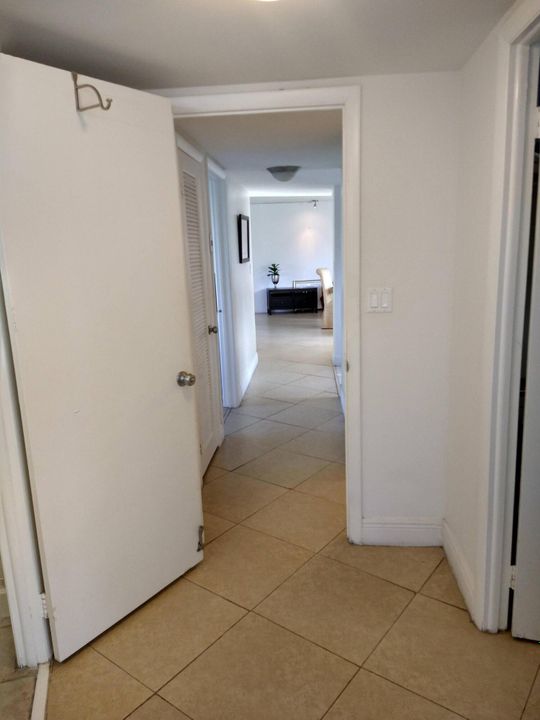 For Rent: $2,900 (2 beds, 2 baths, 1473 Square Feet)