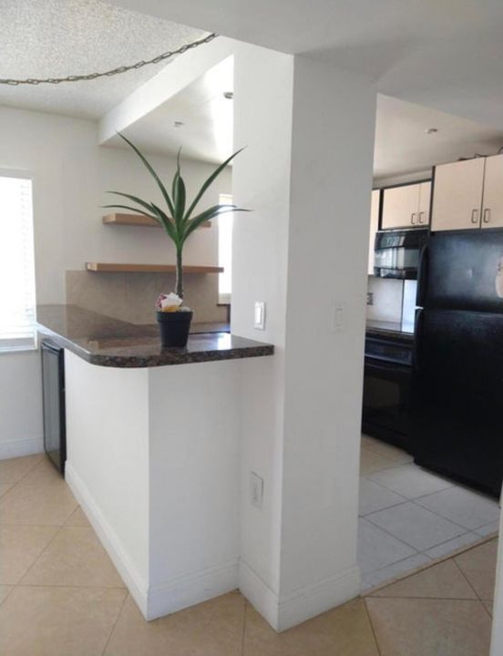 For Rent: $2,900 (2 beds, 2 baths, 1473 Square Feet)