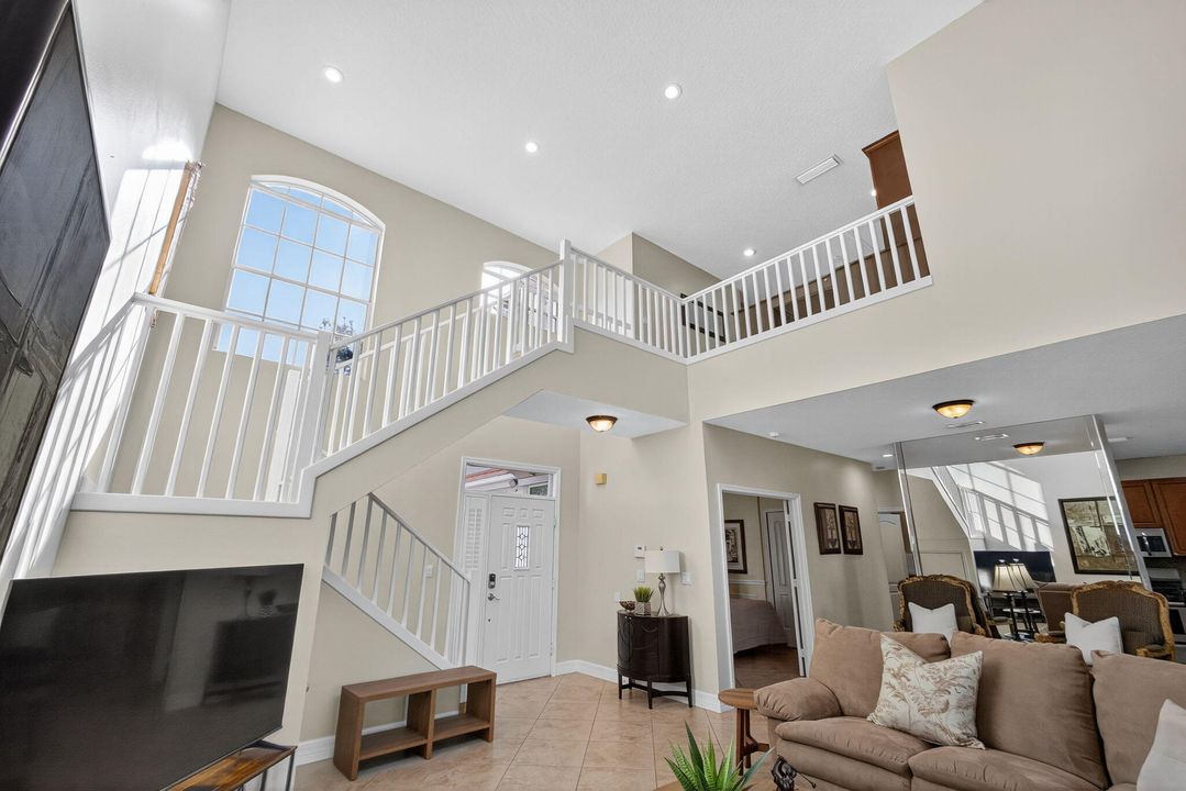 For Rent: $14,000 (4 beds, 3 baths, 2535 Square Feet)