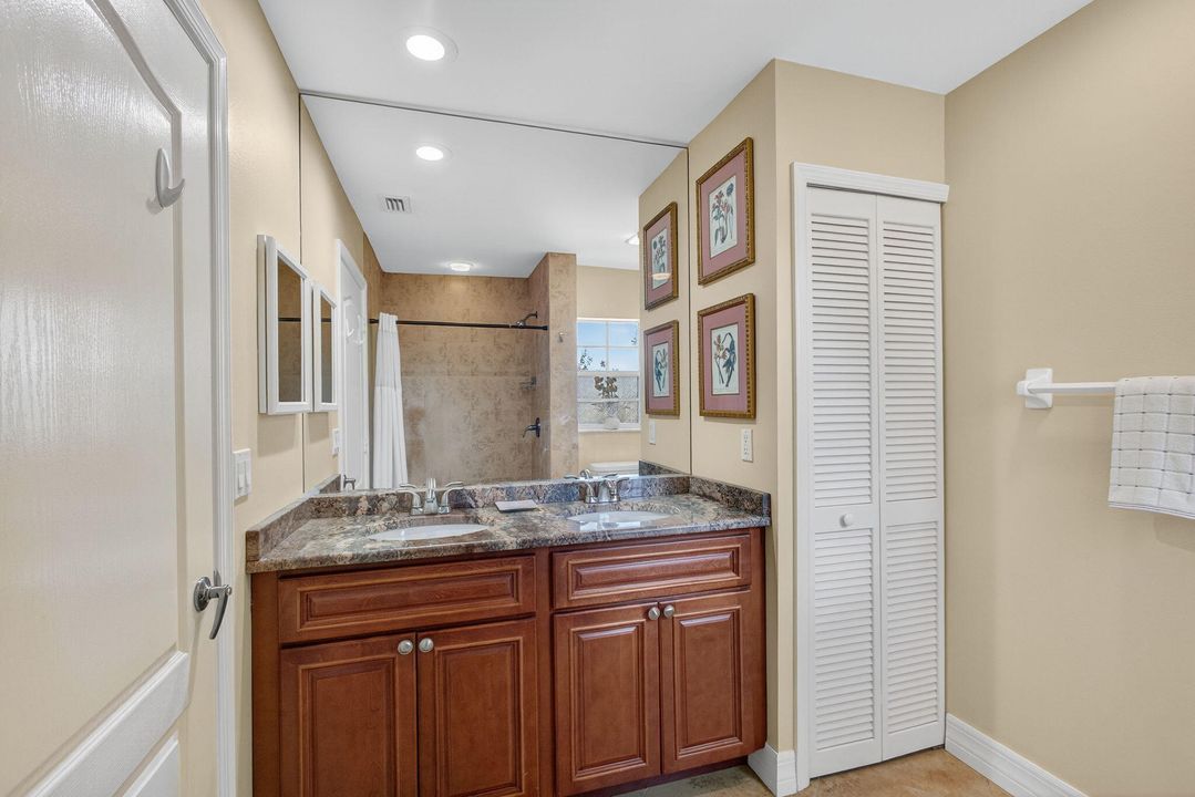 For Rent: $14,000 (4 beds, 3 baths, 2535 Square Feet)