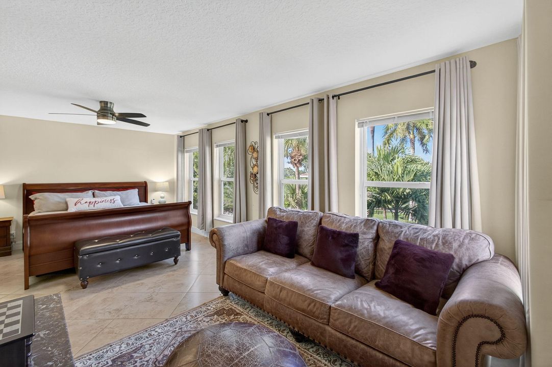 For Rent: $14,000 (4 beds, 3 baths, 2535 Square Feet)