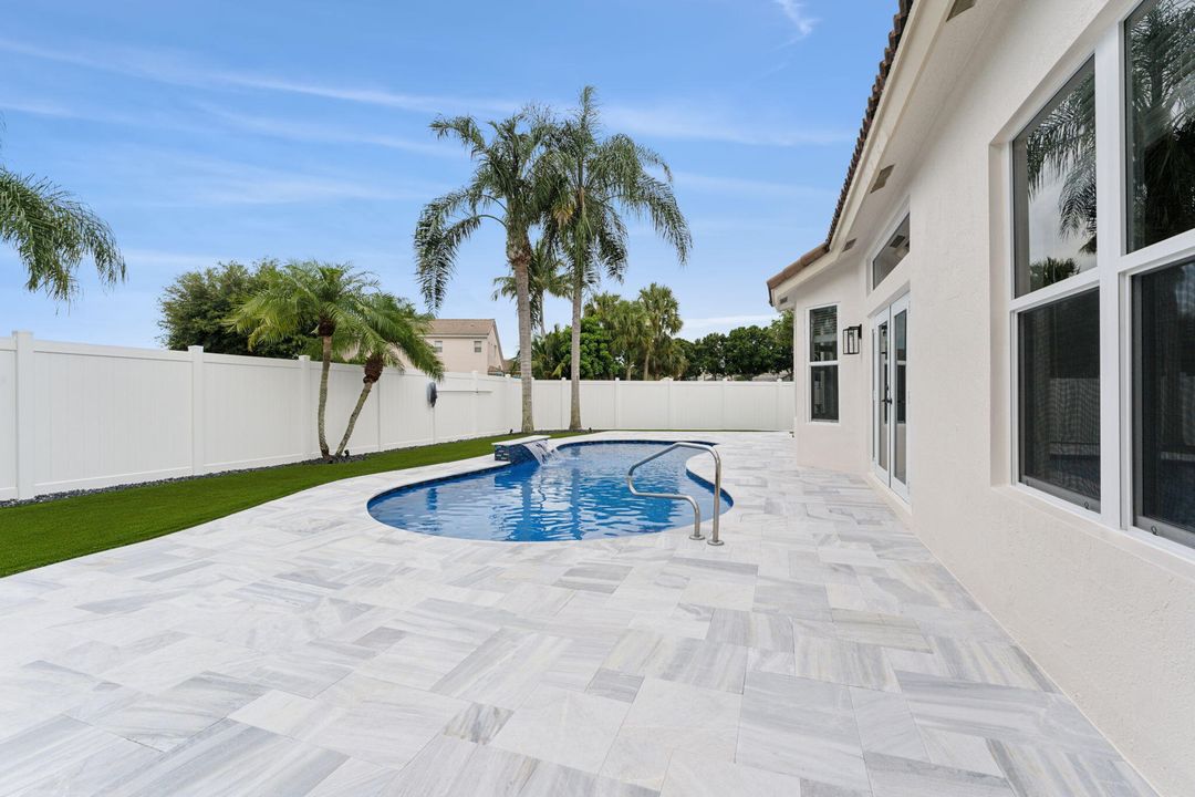 В аренду: $5,000 (4 спален, 2 ванн, 1981 Квадратных фут)