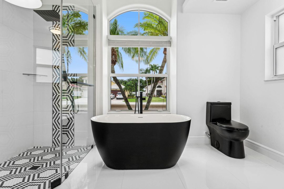 В аренду: $5,000 (4 спален, 2 ванн, 1981 Квадратных фут)