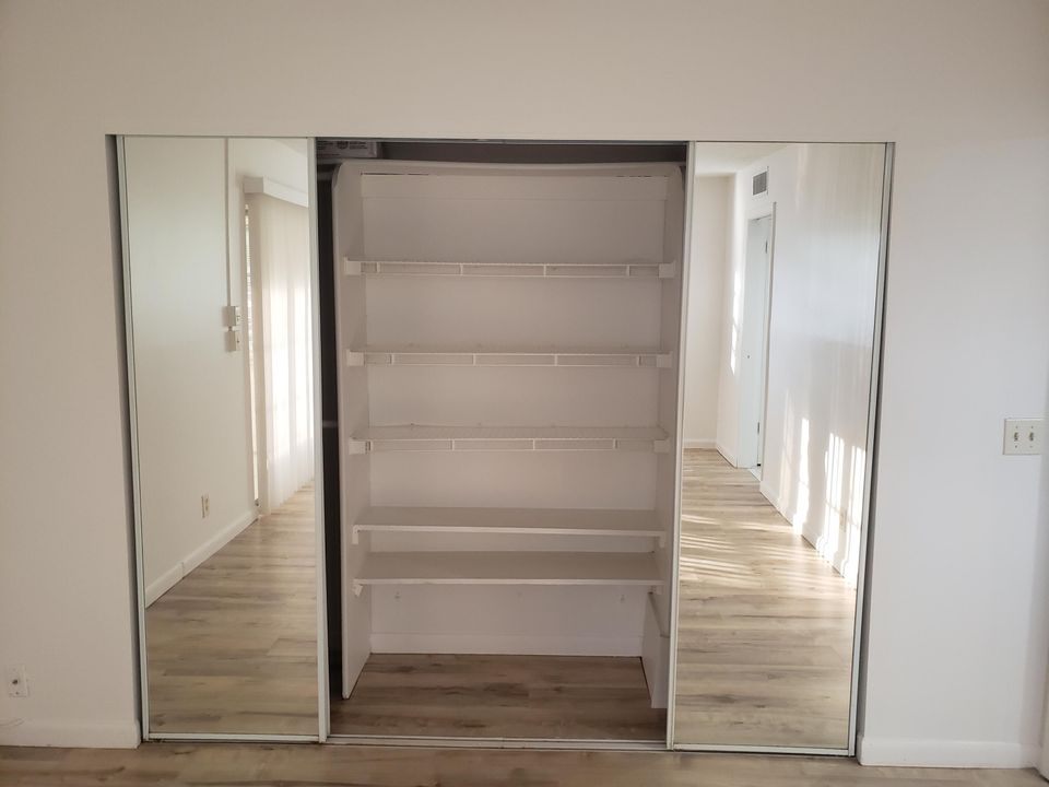 待售: $92,000 (1 贝兹, 1 浴室, 760 平方英尺)