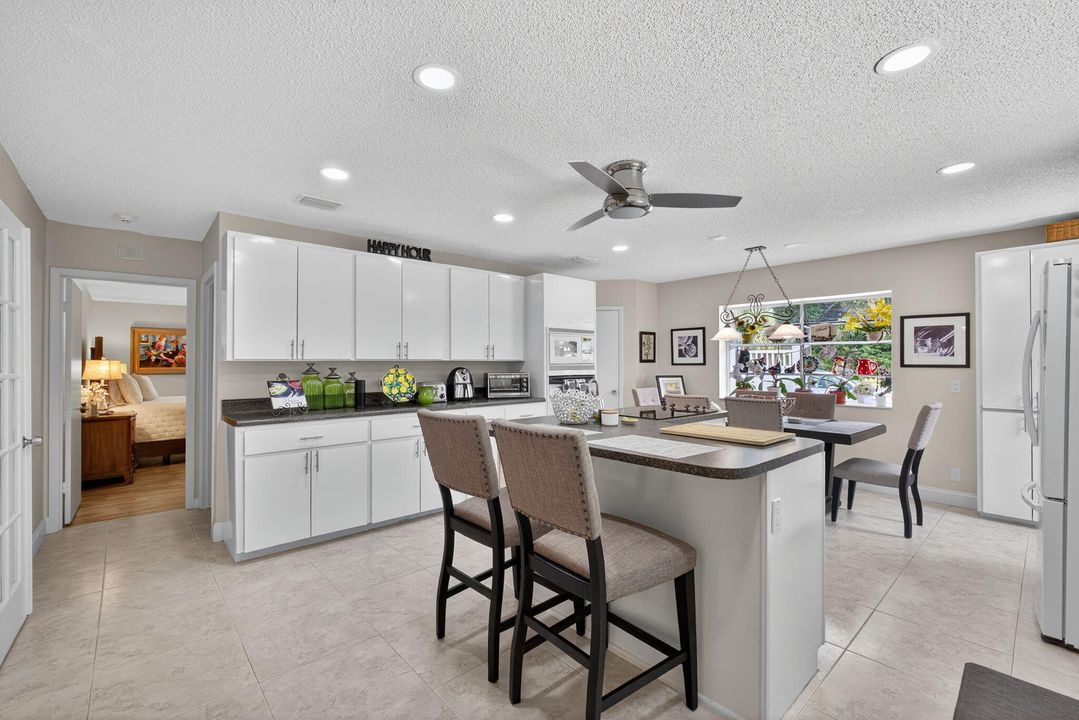 For Sale: $1,259,900 (4 beds, 2 baths, 2780 Square Feet)