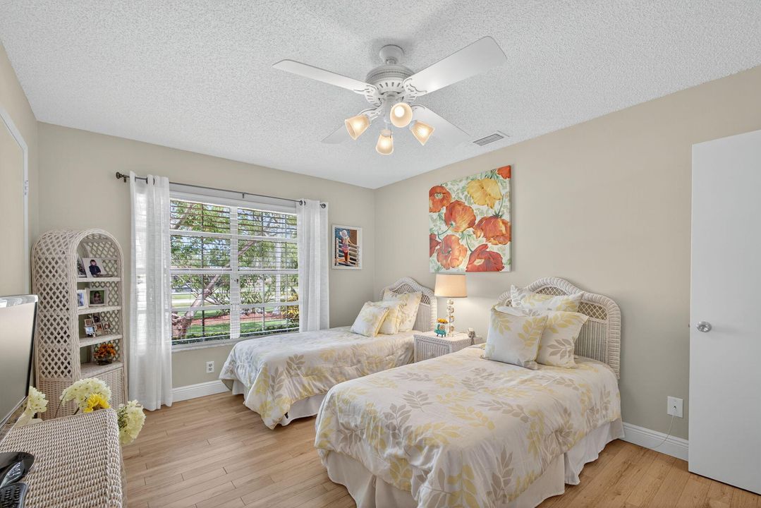 For Sale: $1,259,900 (4 beds, 2 baths, 2780 Square Feet)