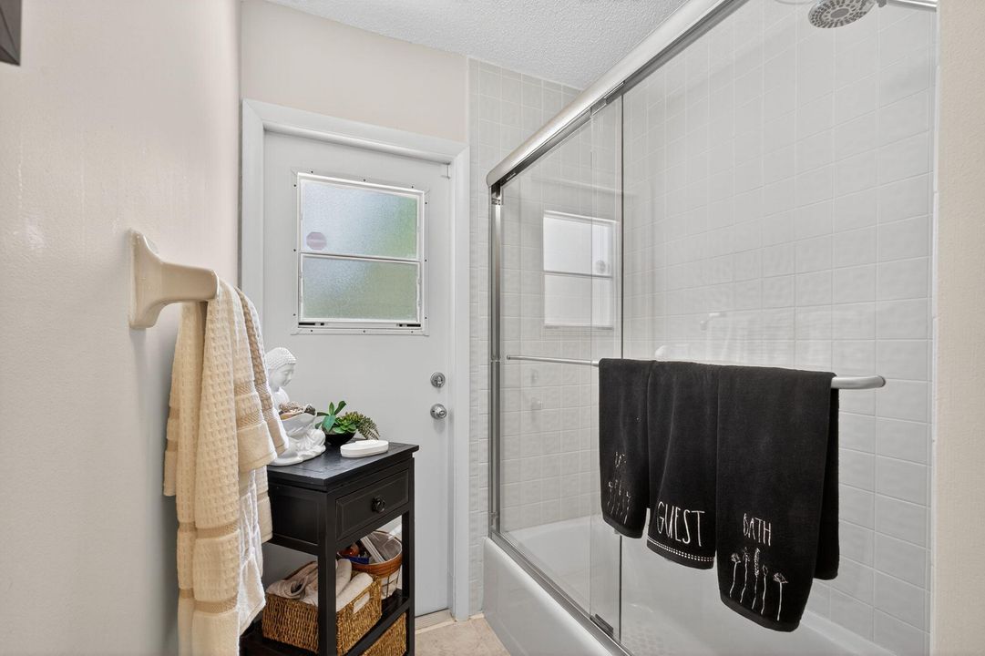 For Sale: $1,259,900 (4 beds, 2 baths, 2780 Square Feet)